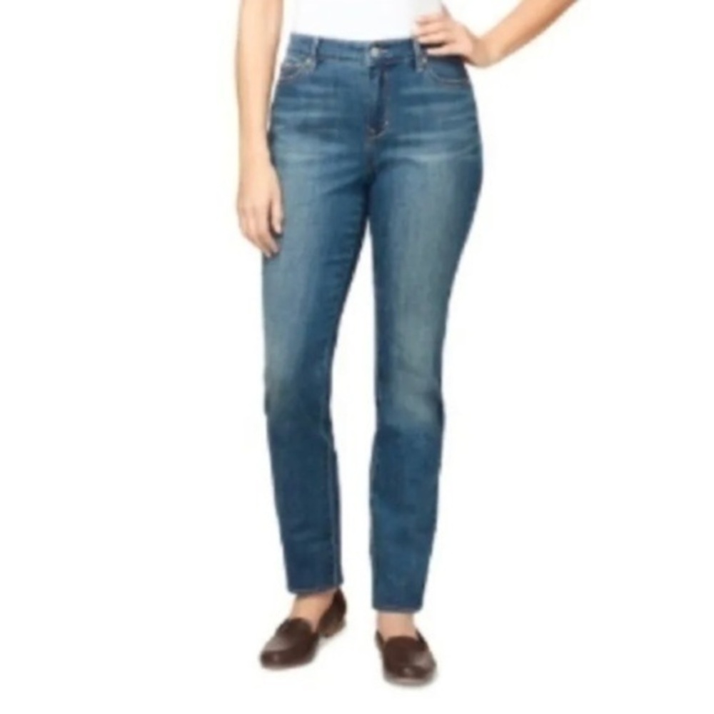 NWT Gloria Vanderbilt modern Straight Jeans Slimming Mid Rise Size 14 New